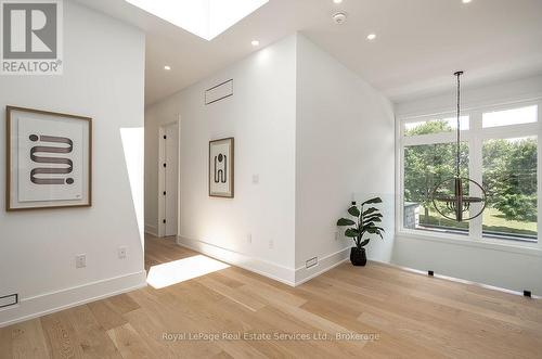 Sun-filled Upper Hallway - 310 Tuck Drive, Burlington (Shoreacres), ON 