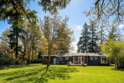 826 Birch Rd North Saanich, BC V8L 5R9