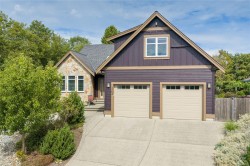 1784 Admiral Tryon Blvd Parksville, BC V9P 2V2