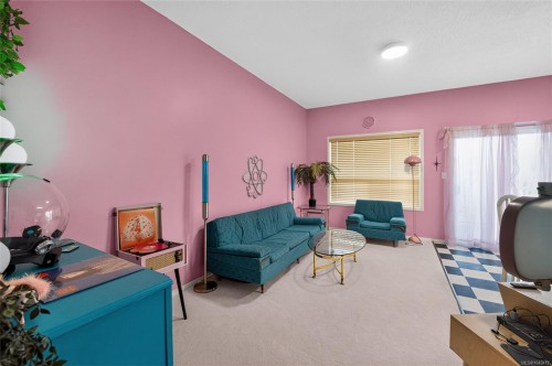 6093 Chippewa Rd, Duncan, BC 
