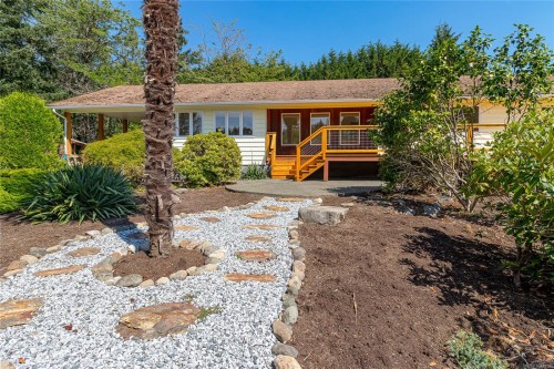 2566 Hastings Rd, Chemainus, BC 