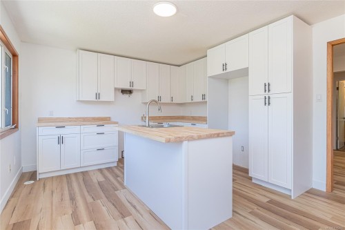 2566 Hastings Rd, Chemainus, BC 