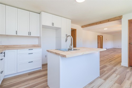 2566 Hastings Rd, Chemainus, BC 