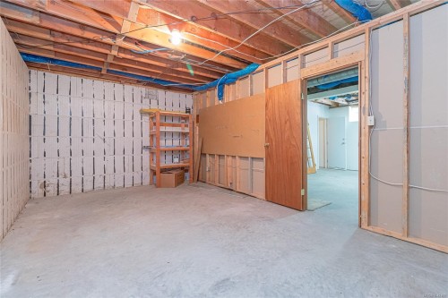 2566 Hastings Rd, Chemainus, BC 