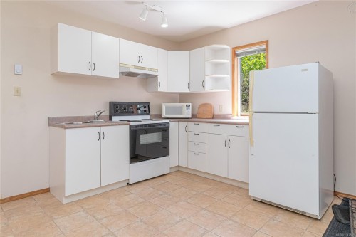 2566 Hastings Rd, Chemainus, BC 
