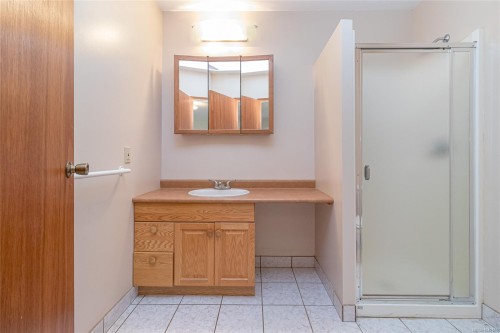 2566 Hastings Rd, Chemainus, BC 