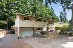 2702 Beaver Creek Cres Nanaimo, BC V9T 3K4