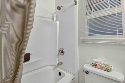 4916 Lochside Dr, Saanich, BC 