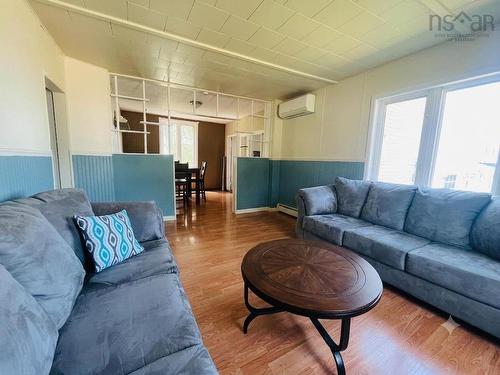 30 Junction Road, Springhill, NS 