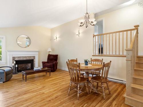 7 Oakley Avenue, Halifax, NS 