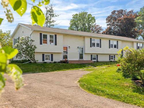 1 14 Marshall Street  North Rustico, PE C0A 1X0
