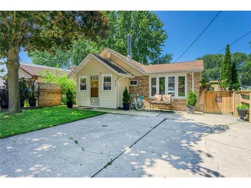 2019 BAY Street  Sarnia, ON N0N 1C0