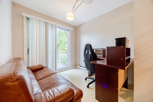 Salon - 2-7204 2E Avenue, Montréal (Villeray/Saint-Michel/Parc-Extension), QC - Indoor Photo Showing Office