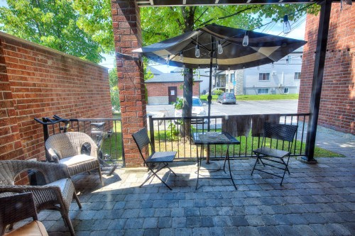 Balcon - 5272 Av. Eliot, Laval (Chomedey), QC 