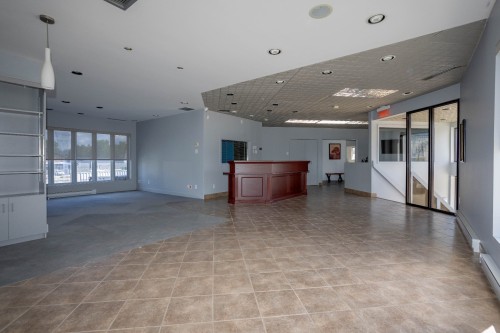 Reception - 1171 3E Avenue, Shawinigan, QC - Indoor
