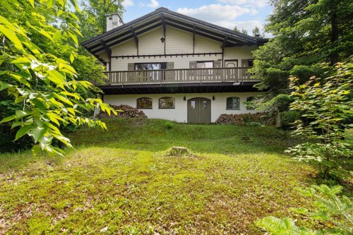 301 Rue de l'Edelweiss  Sainte-Agathe-Des-Monts, QC J8C 2Z7