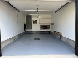 Garage - 