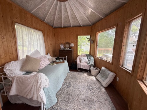 Véranda - 479 Ch. Du Lac-De-L'Argentier, Fugèreville, QC - Indoor Photo Showing Bedroom