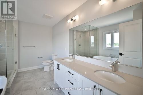 14 Periwinkle Road E, Springwater, ON 