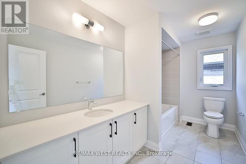 14 Periwinkle Road E, Springwater, ON 