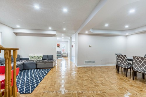 35 Whitehouse Crescent, Brampton, ON 