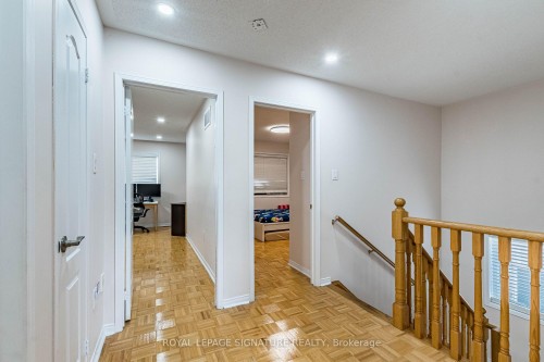 35 Whitehouse Crescent, Brampton, ON 