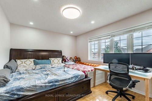 35 Whitehouse Crescent, Brampton, ON 
