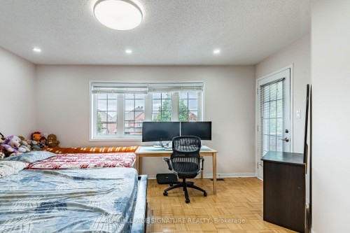 35 Whitehouse Crescent, Brampton, ON 