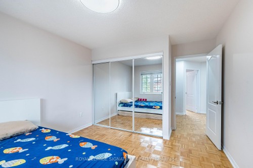 35 Whitehouse Crescent, Brampton, ON 