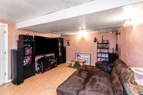 127 Terni Boulevard, Hamilton, ON 