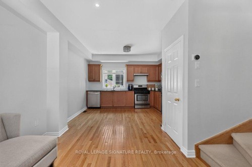 1755 Danforth Avenue, Toronto, ON - Indoor