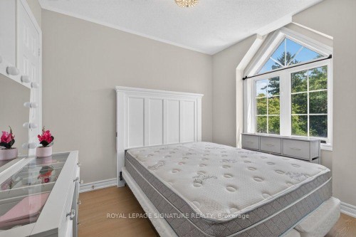 1755 Danforth Avenue, Toronto, ON - Indoor Photo Showing Bedroom