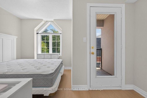 1755 Danforth Avenue, Toronto, ON - Indoor Photo Showing Bedroom