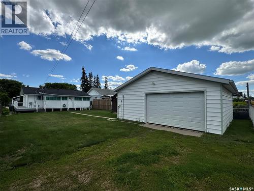 213 5Th Avenue E, Biggar, SK 