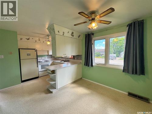 213 5Th Avenue E, Biggar, SK 