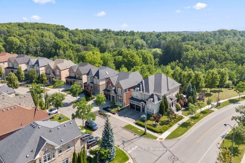 9 William Bowes Boulevard, Vaughan, ON 