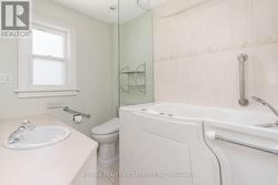 Main floor 3pc bath - 