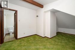 Second floor sitting room - 