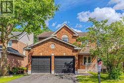 282 KNUDSON DRIVE  Ottawa, ON K2K 2N8