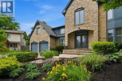 81 FLANDERS Drive  Waterdown, ON L8B 0G6