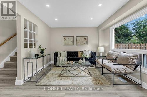 22 Wolverton Crescent, Brampton, ON - Indoor
