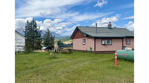 6195 & Lot 1 Cartwright Street, Wardner, BC - Outdoor
