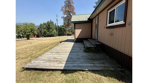 6195 & Lot 1 Cartwright Street, Wardner, BC - Outdoor With Exterior