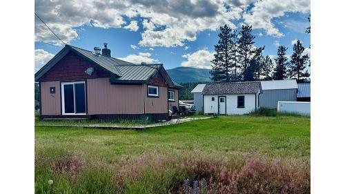 6195 & Lot 1 Cartwright Street, Wardner, BC - Outdoor
