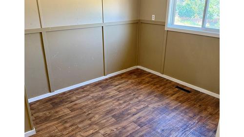 6195 & Lot 1 Cartwright Street, Wardner, BC - Indoor Photo Showing Other Room