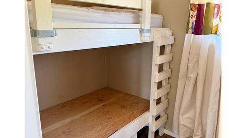 6195 & Lot 1 Cartwright Street, Wardner, BC - Indoor