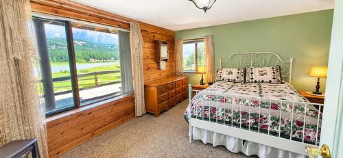 8793 Colony Road, Wardner, BC - Indoor Photo Showing Bedroom