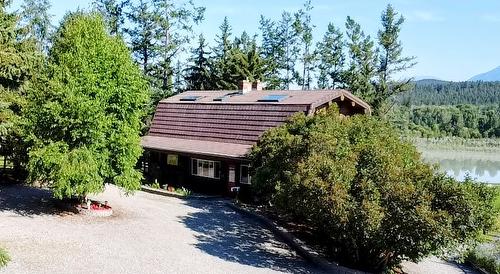 8793 Colony Road, Wardner, BC - Outdoor