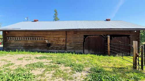 8793 Colony Road, Wardner, BC - Outdoor