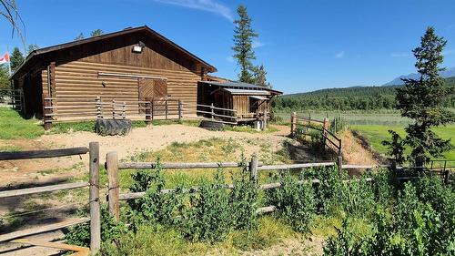 8793 Colony Road, Wardner, BC - Outdoor